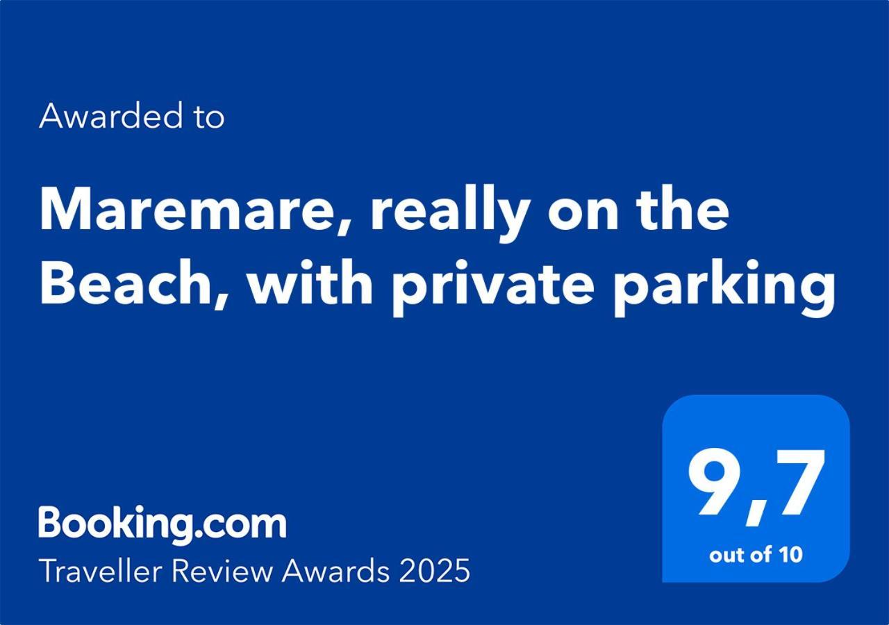 Maremare, Really On The Beach, With Private Parking Savona Exterior photo